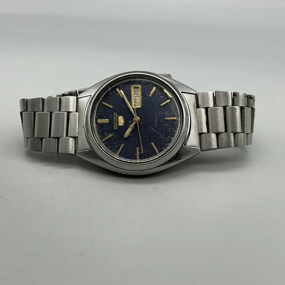 Vintage Seiko 5 7009-3040 Mens Watch 37mm Date Automatic NON WORKING For Parts